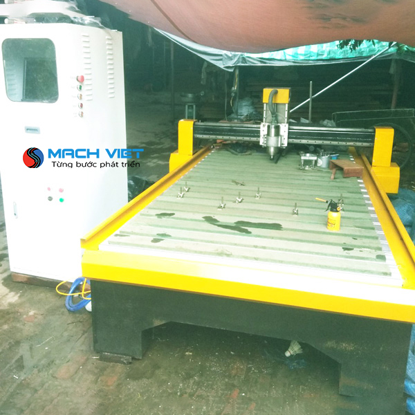 máy cnc cắt bảng gỗ ván ép