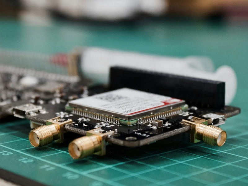 Tìm hiểu về máy khoan mạch in PCB